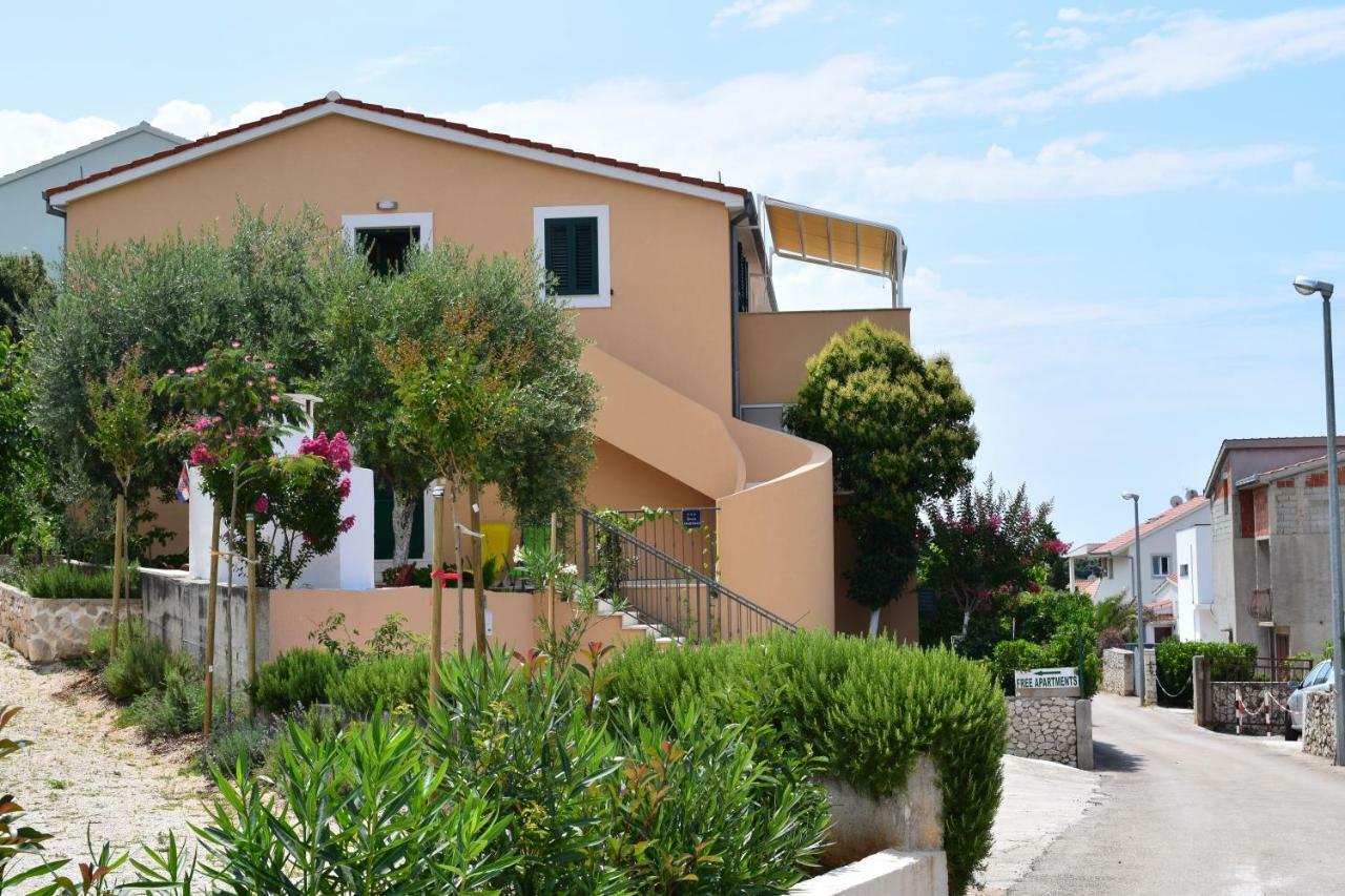 Apartman Zara Ražanj المظهر الخارجي الصورة